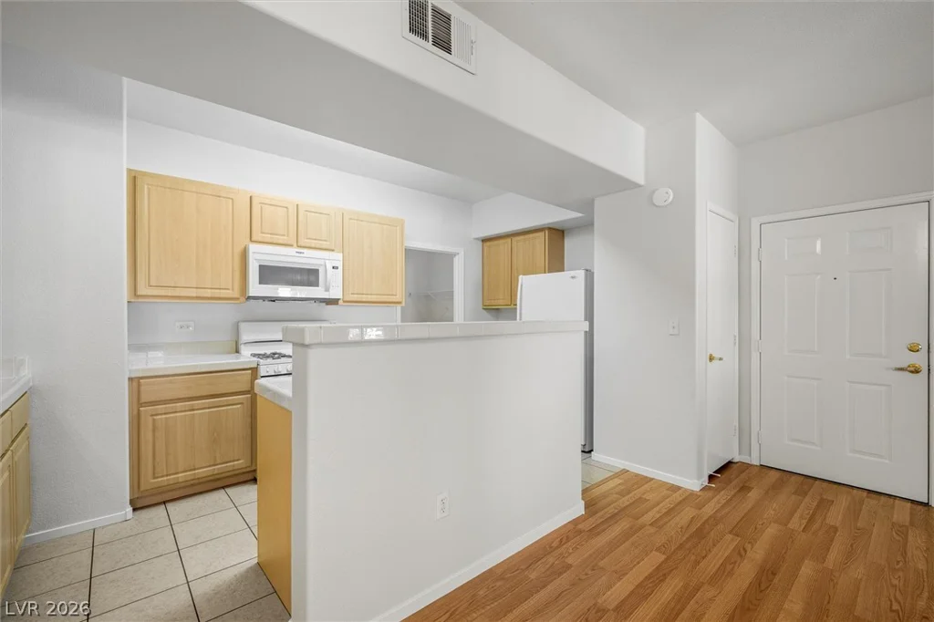 8250 Grand Canyon, Las Vegas, NV 89166