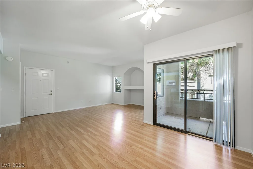 8250 Grand Canyon, Las Vegas, NV 89166