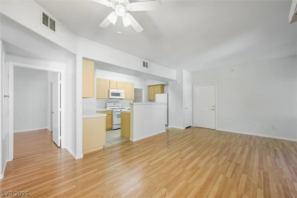 8250 Grand Canyon, Las Vegas, NV 89166