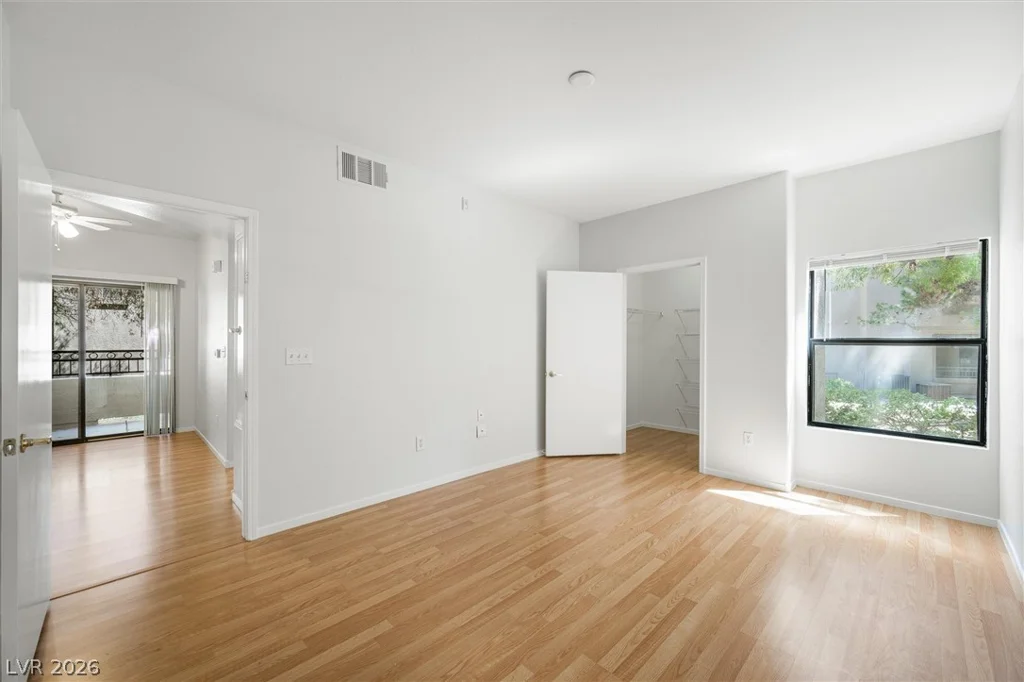 8250 Grand Canyon, Las Vegas, NV 89166