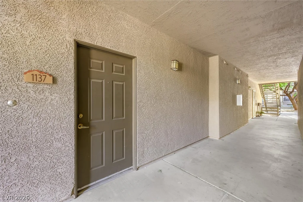 8250 Grand Canyon, Las Vegas, NV 89166