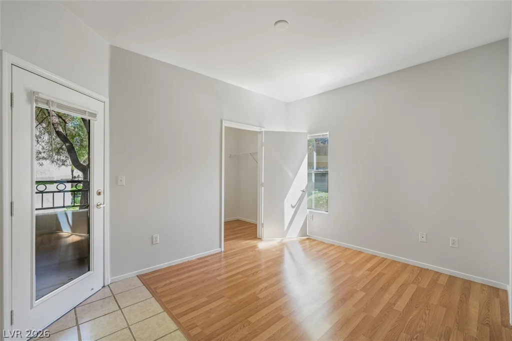 8250 Grand Canyon, Las Vegas, NV 89166