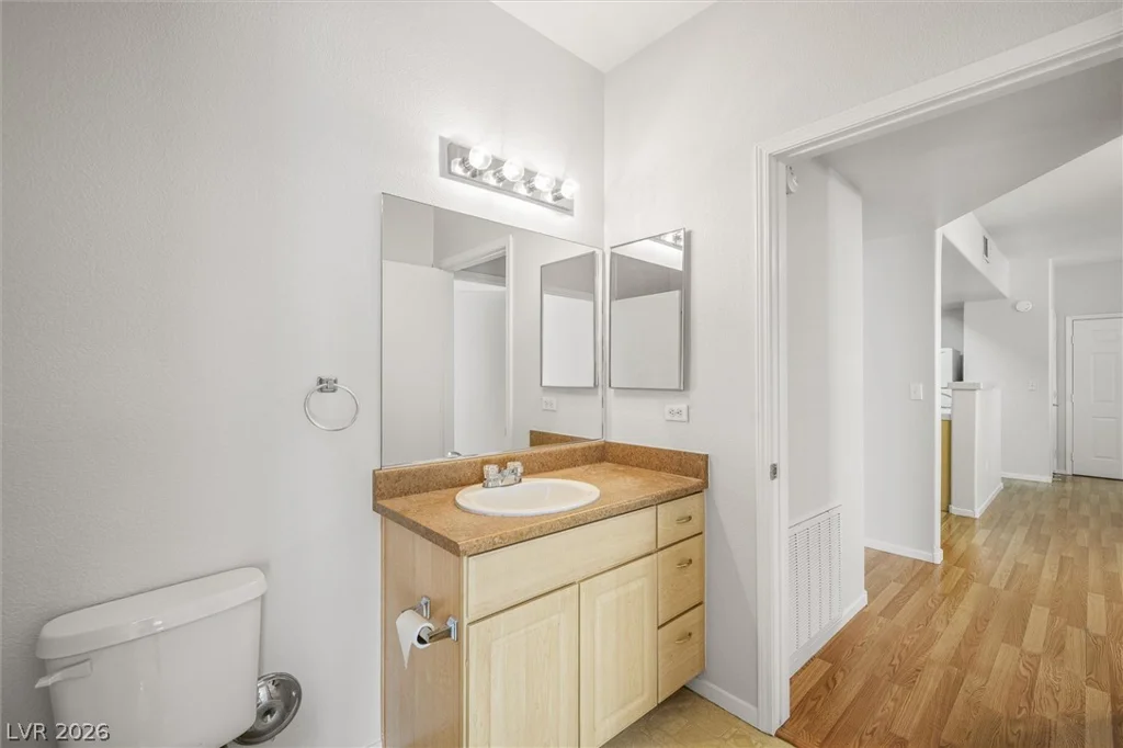 8250 Grand Canyon, Las Vegas, NV 89166