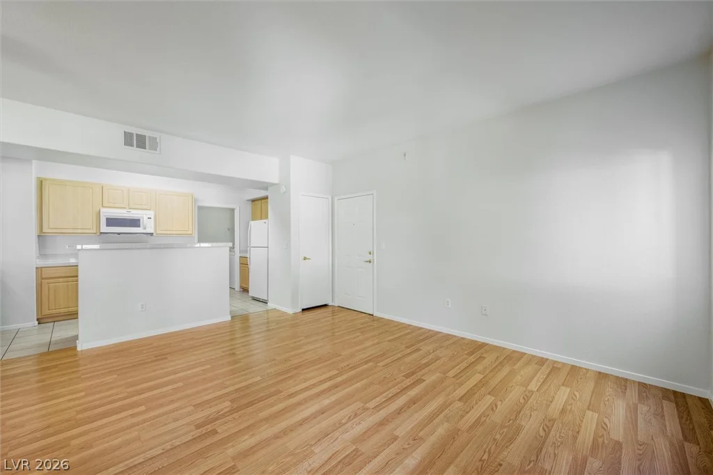 8250 Grand Canyon, Las Vegas, NV 89166