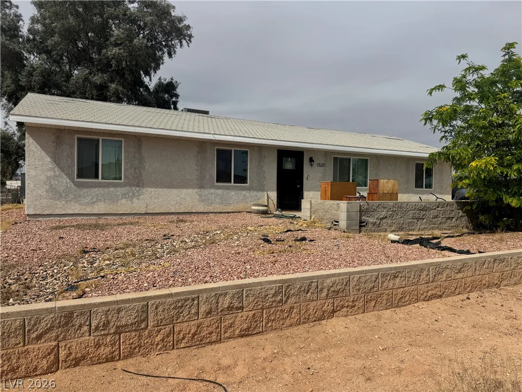 1520 Bert, Logandale, NV 89021