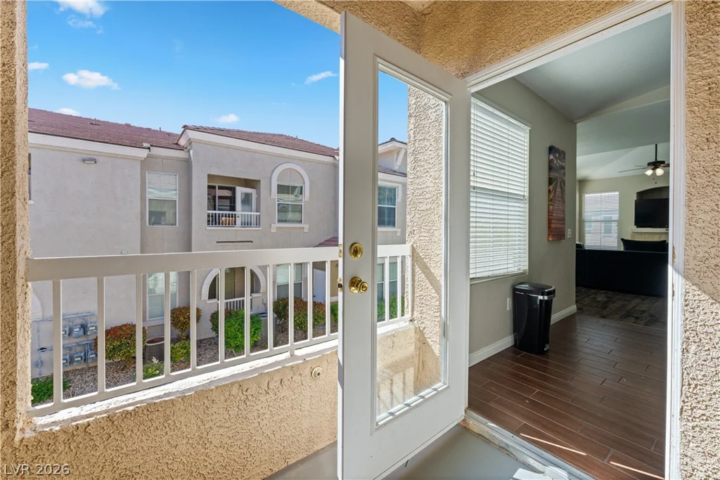 10001 Peace, Las Vegas, NV 89147