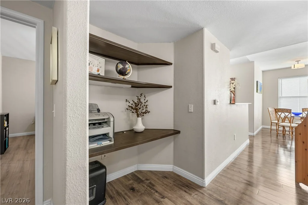10001 Peace, Las Vegas, NV 89147