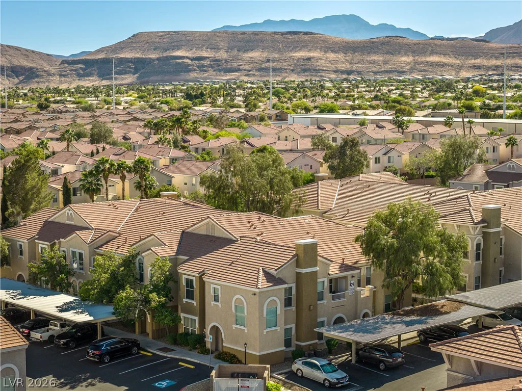 10001 Peace, Las Vegas, NV 89147