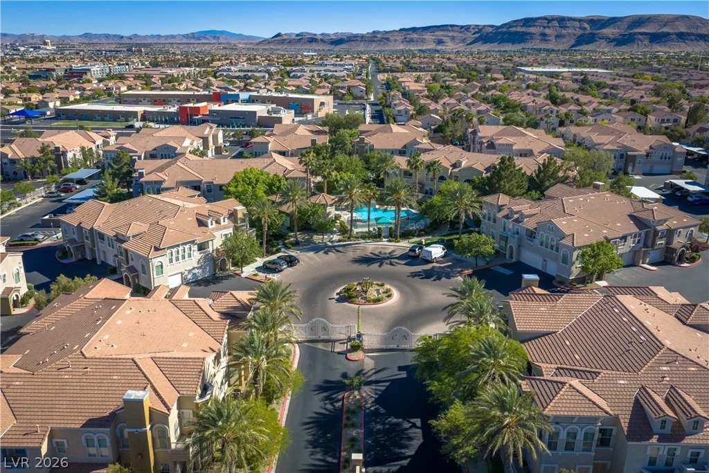 10001 Peace, Las Vegas, NV 89147