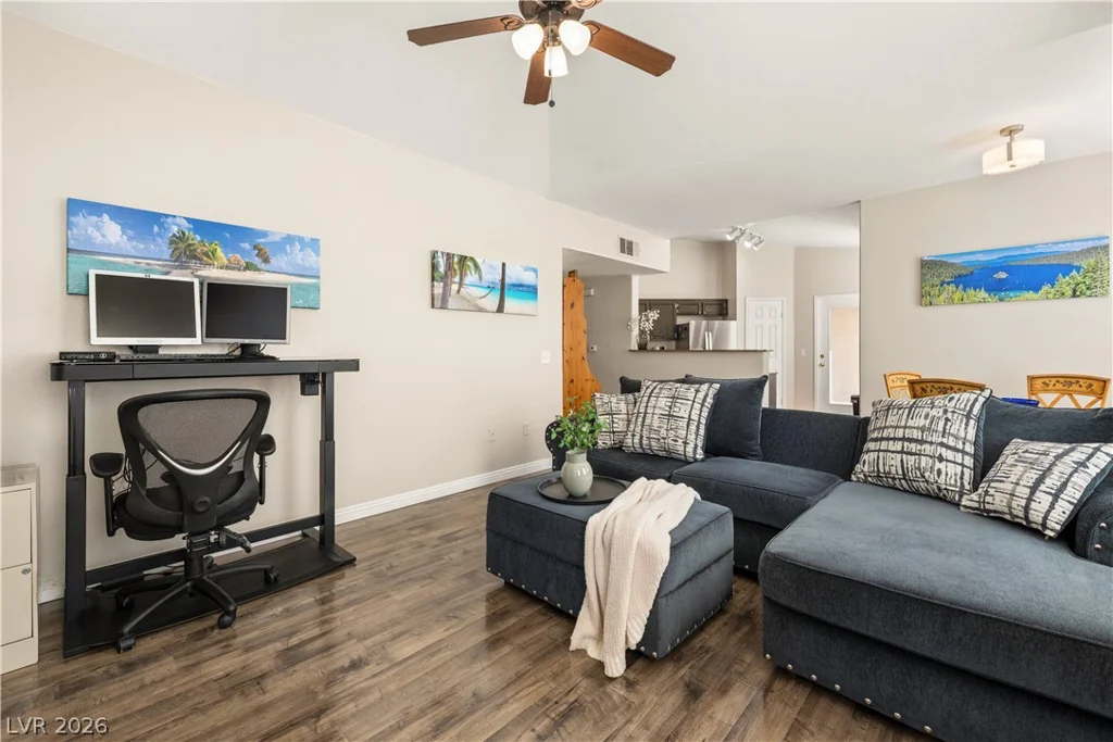 10001 Peace, Las Vegas, NV 89147