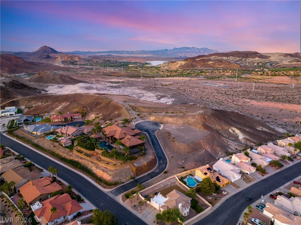 1000 Feather Point, Henderson, NV 89011