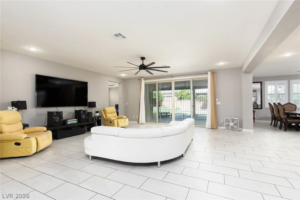 824 Claystone Ridge, North Las Vegas, NV 89084
