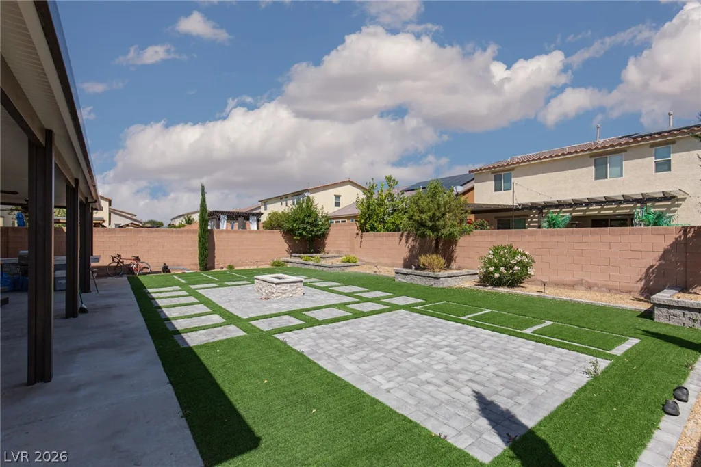 824 Claystone Ridge, North Las Vegas, NV 89084