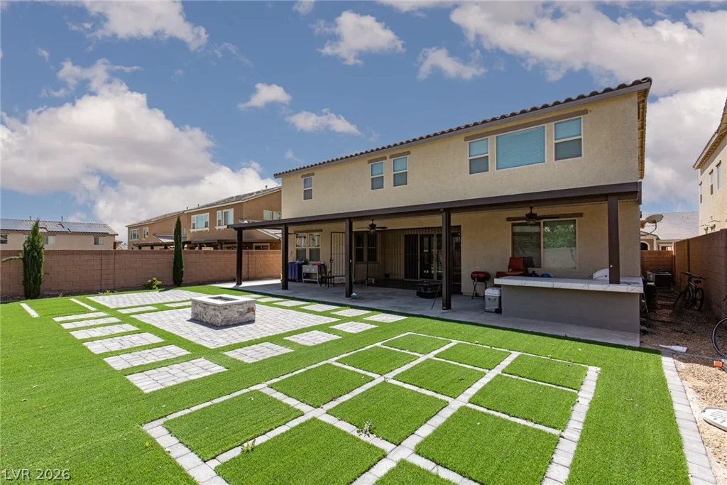 824 Claystone Ridge, North Las Vegas, NV 89084