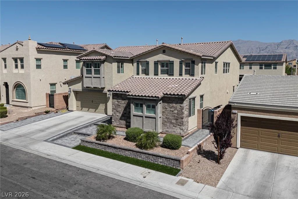824 Claystone Ridge, North Las Vegas, NV 89084