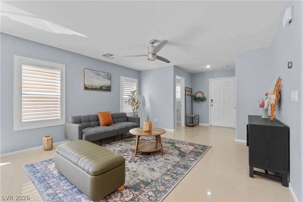 573 Shewsbury, Las Vegas, NV 89178