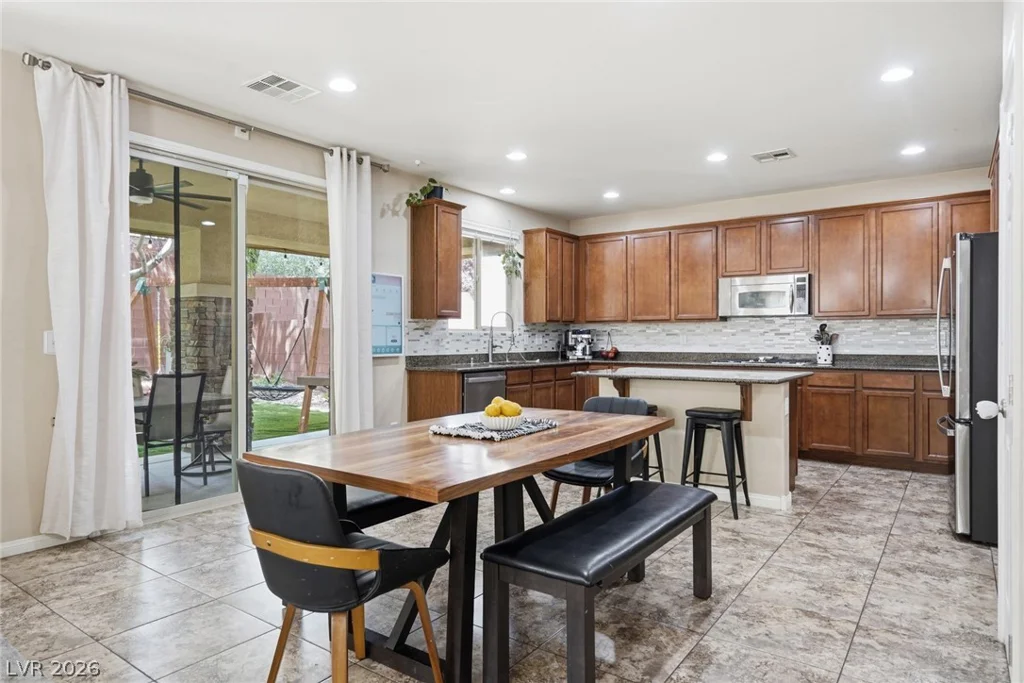 10558 Harvest Green, Las Vegas, NV 89135