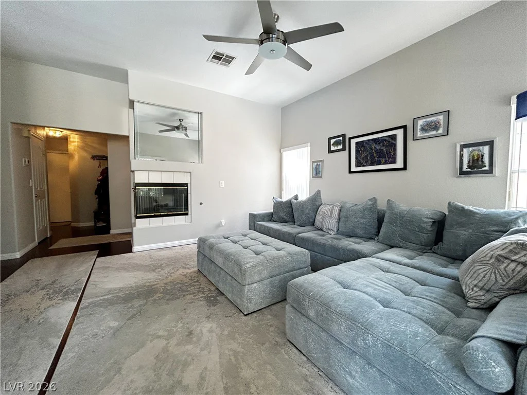 2013 Sedona Creek, Las Vegas, NV 89128
