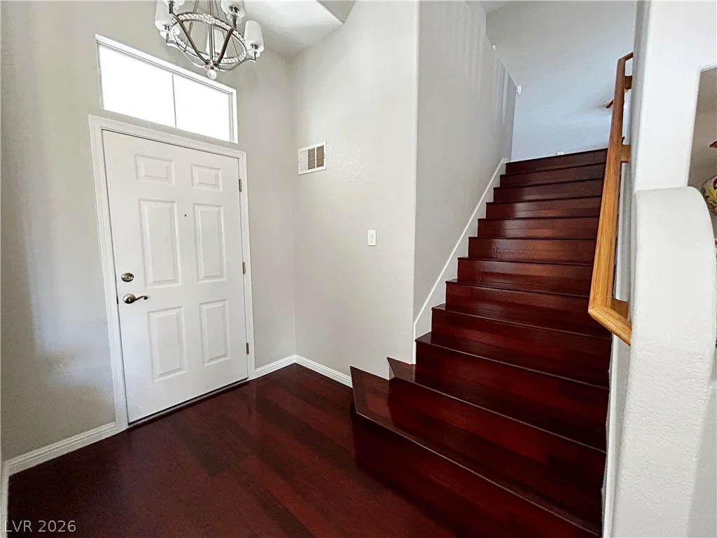 2013 Sedona Creek, Las Vegas, NV 89128