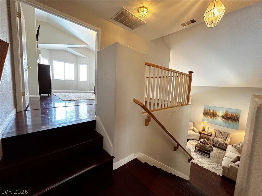 2013 Sedona Creek, Las Vegas, NV 89128