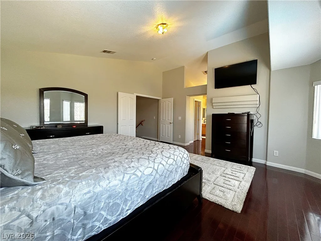 2013 Sedona Creek, Las Vegas, NV 89128