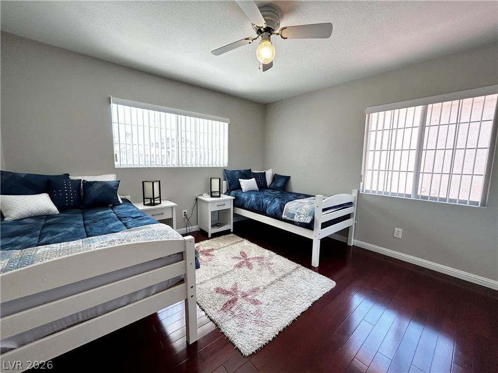 2013 Sedona Creek, Las Vegas, NV 89128