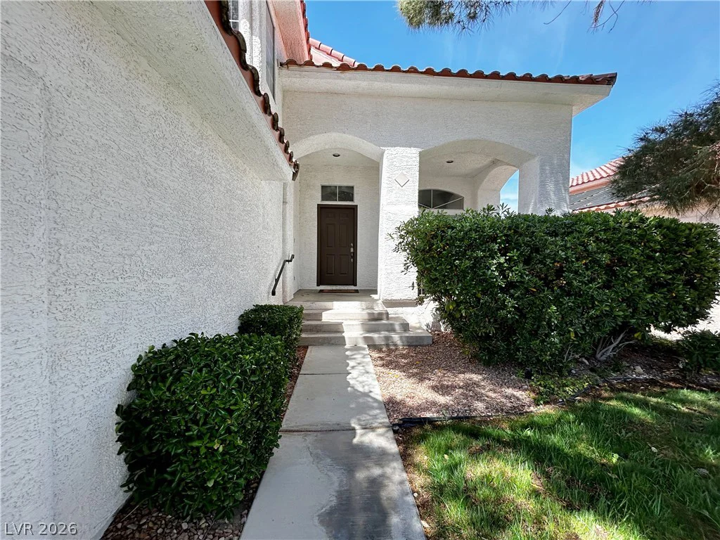 2013 Sedona Creek, Las Vegas, NV 89128