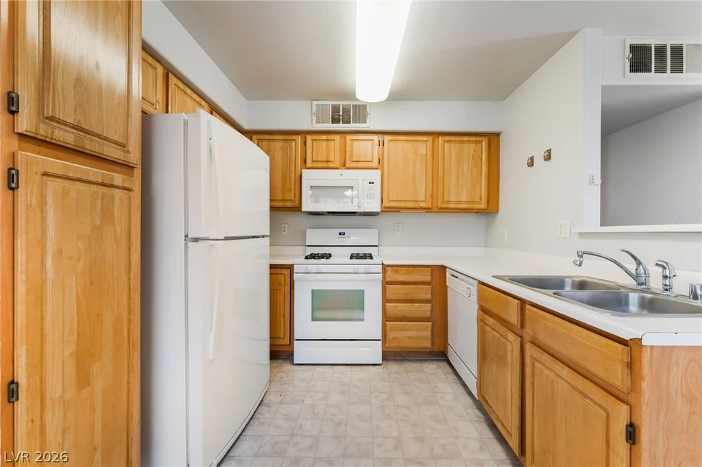 5710 Tropicana, Las Vegas, NV 89122