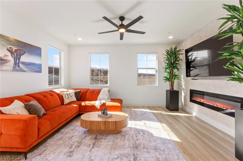 32 Santo Mio, Henderson, NV 89011