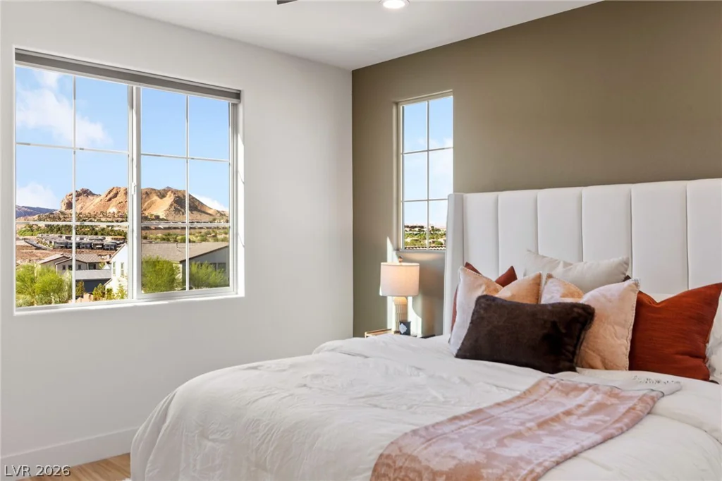 32 Santo Mio, Henderson, NV 89011