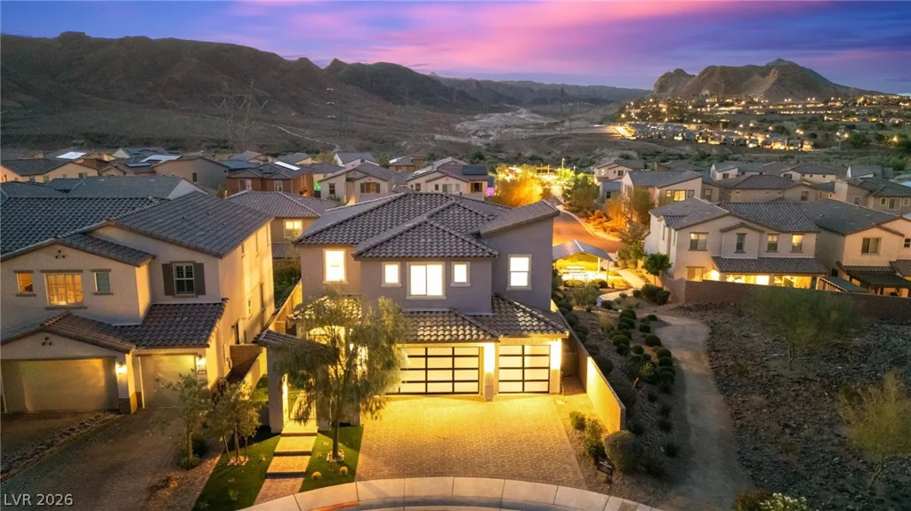 32 Santo Mio, Henderson, NV 89011