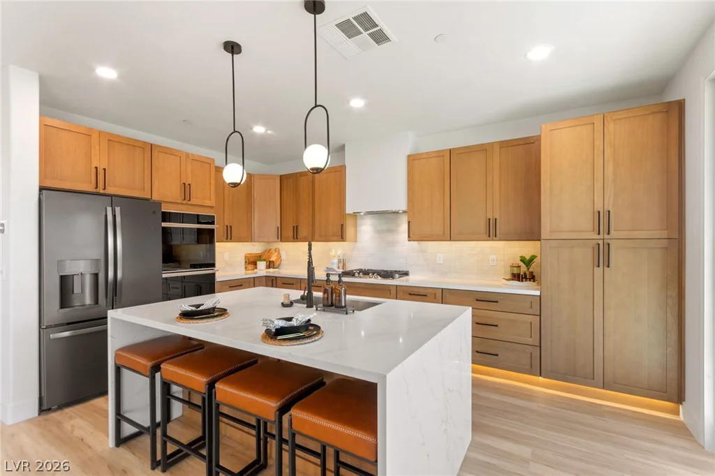 32 Santo Mio, Henderson, NV 89011