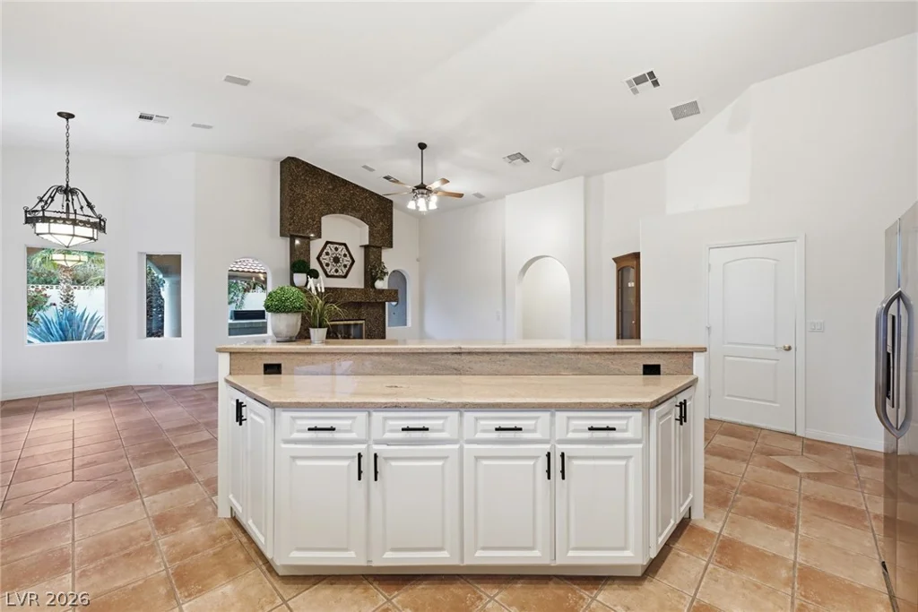 5715 Jensen, Las Vegas, NV 89149
