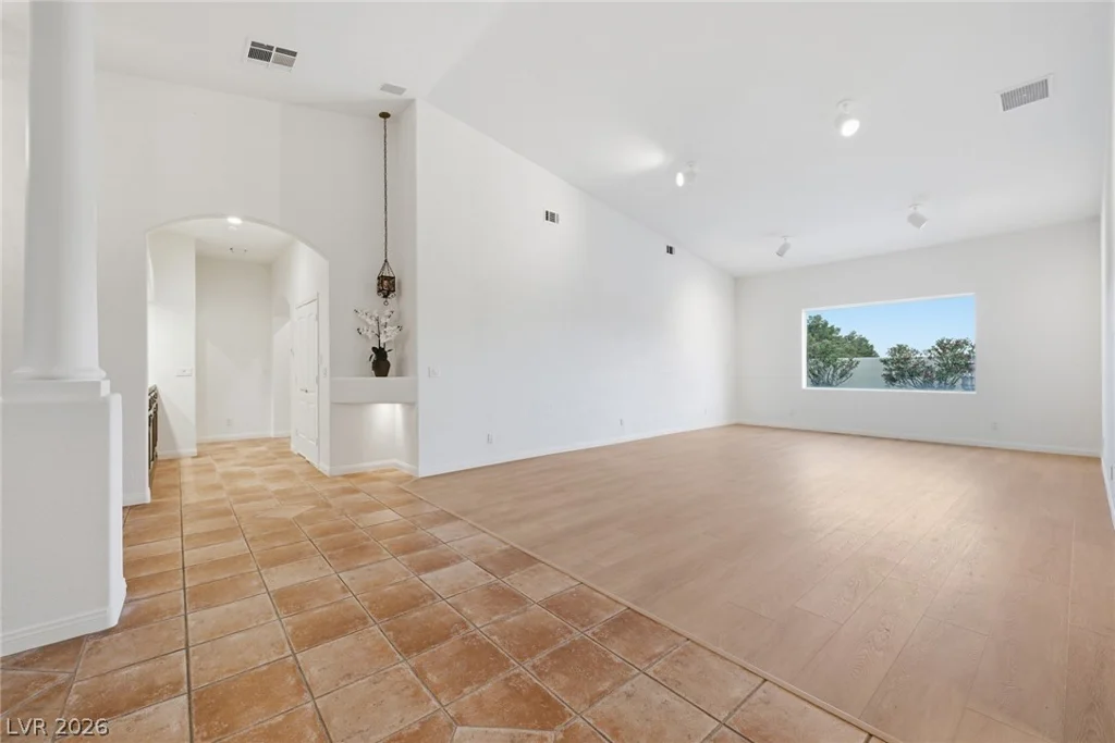 5715 Jensen, Las Vegas, NV 89149