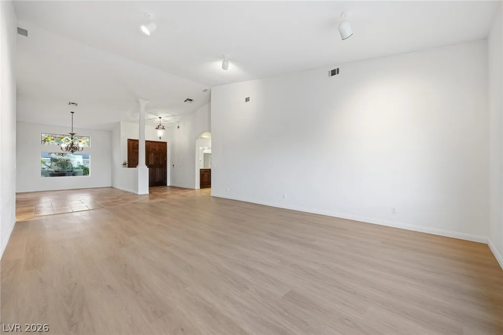 5715 Jensen, Las Vegas, NV 89149
