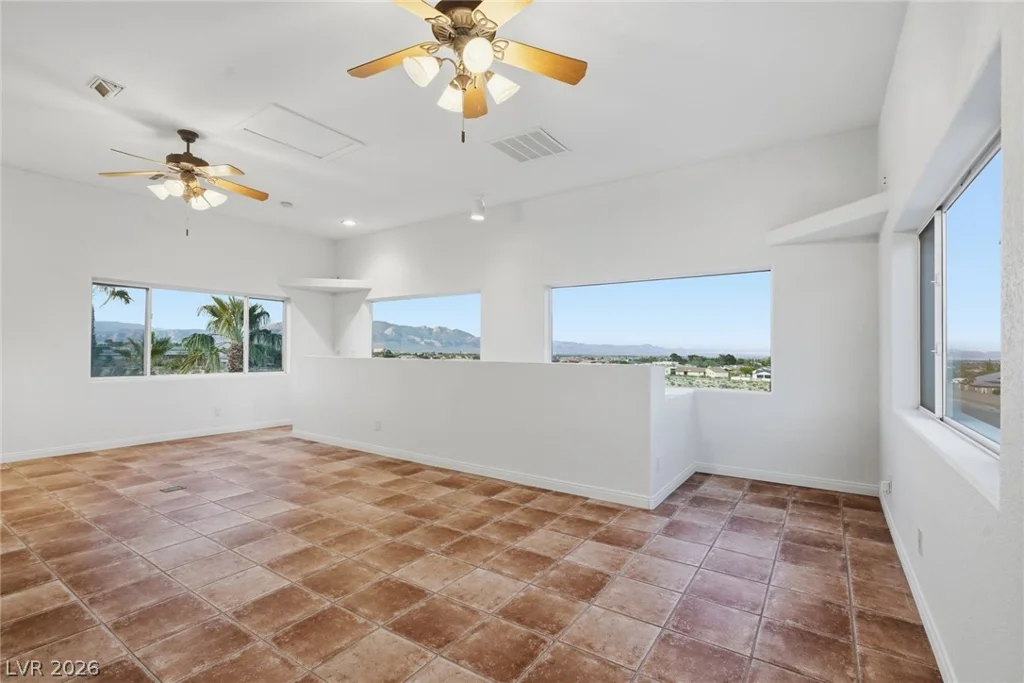 5715 Jensen, Las Vegas, NV 89149