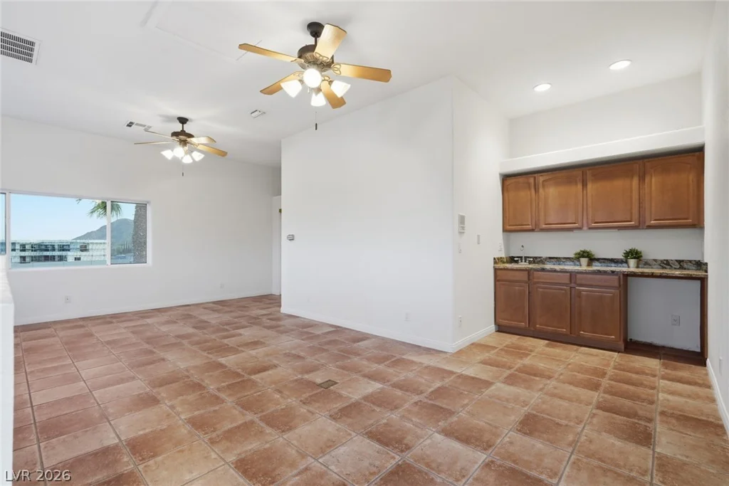 5715 Jensen, Las Vegas, NV 89149
