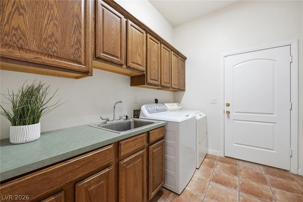 5715 Jensen, Las Vegas, NV 89149