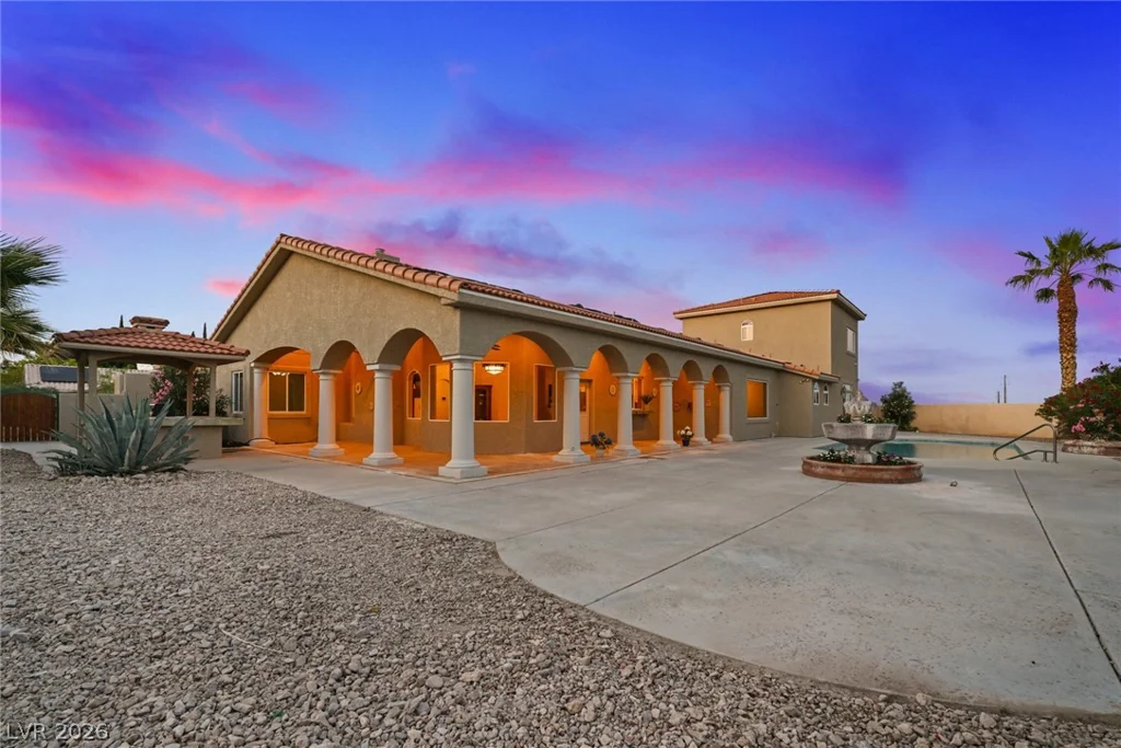5715 Jensen, Las Vegas, NV 89149