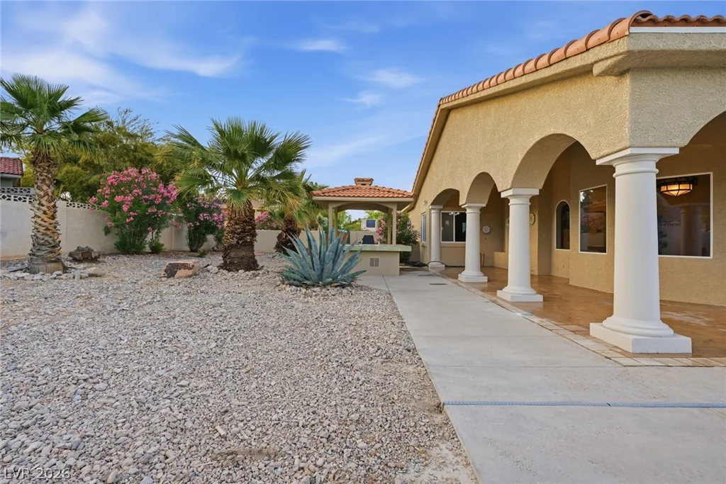 5715 Jensen, Las Vegas, NV 89149