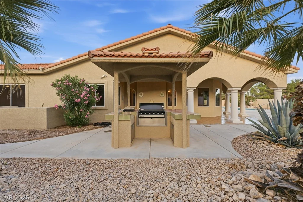 5715 Jensen, Las Vegas, NV 89149