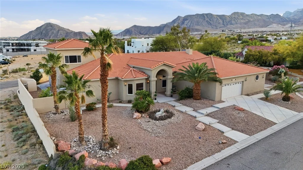 5715 Jensen, Las Vegas, NV 89149
