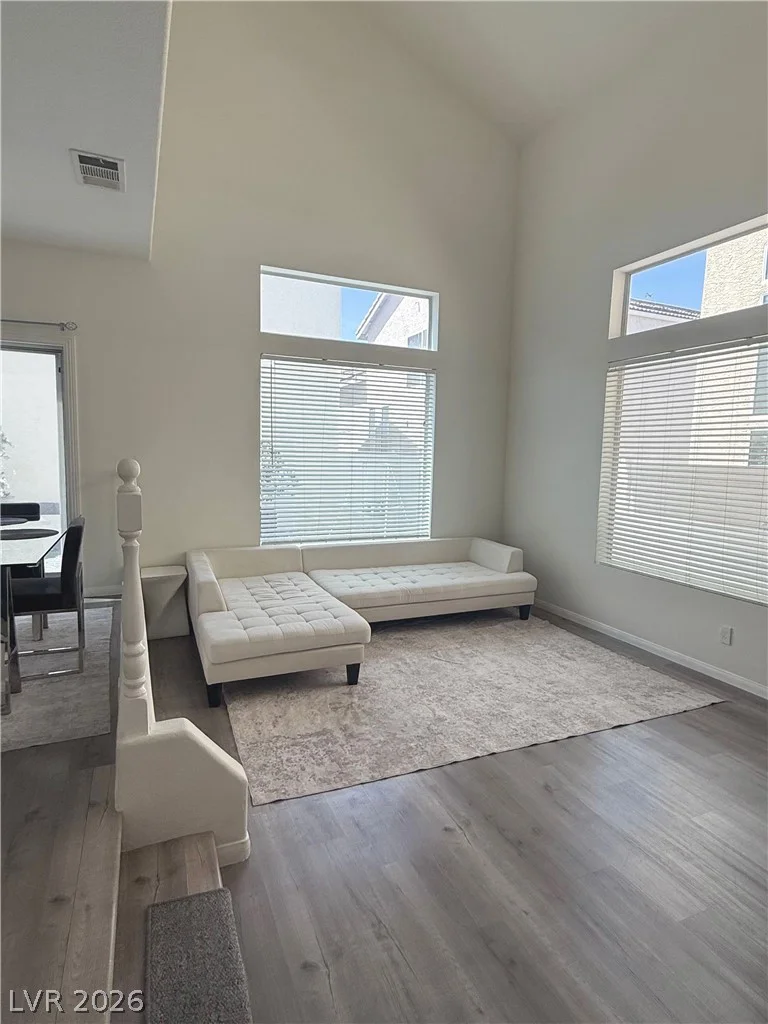 10279 Cherry Brook, Las Vegas, NV 89183