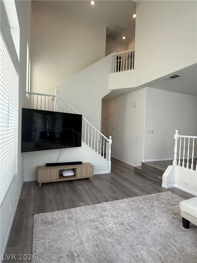 10279 Cherry Brook, Las Vegas, NV 89183