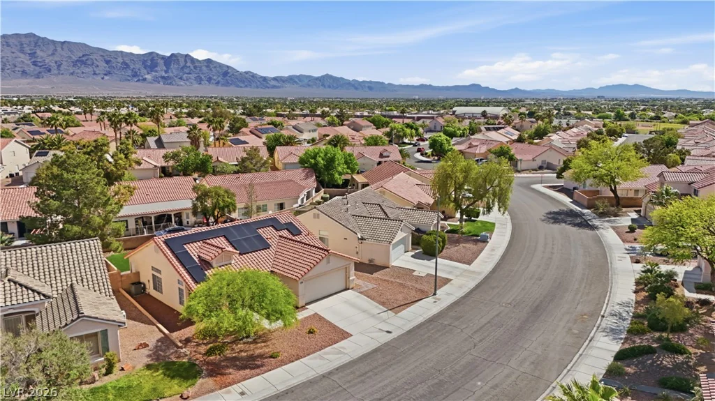 7920 Sierra Rim, Las Vegas, NV 89131