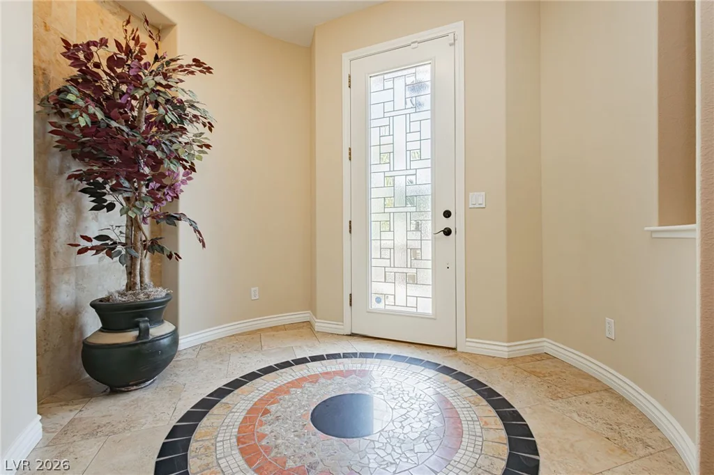 7427 Tomahawk Bend, Las Vegas, NV 89113