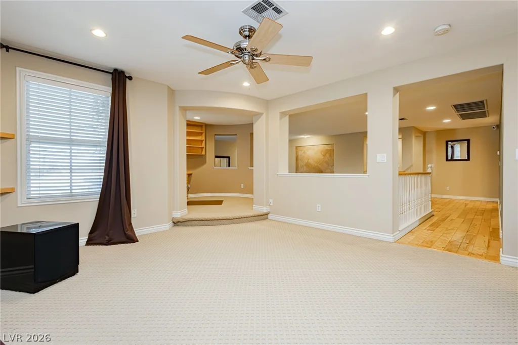 7427 Tomahawk Bend, Las Vegas, NV 89113