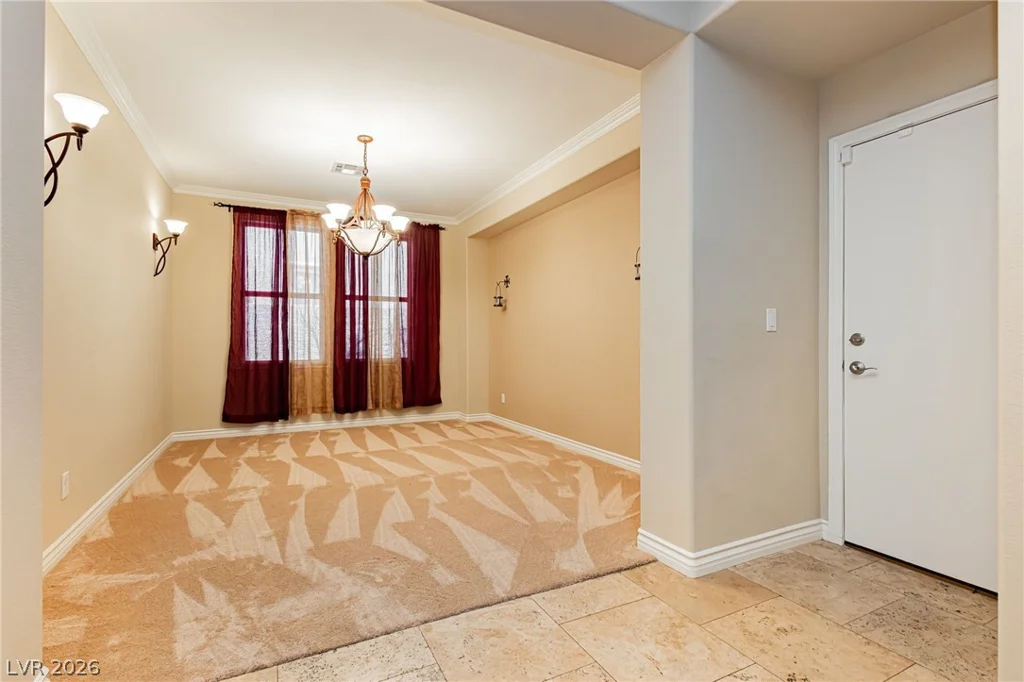 7427 Tomahawk Bend, Las Vegas, NV 89113