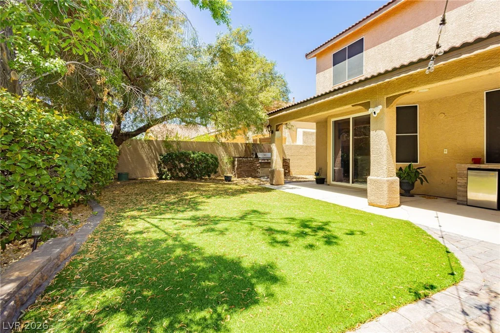 7427 Tomahawk Bend, Las Vegas, NV 89113