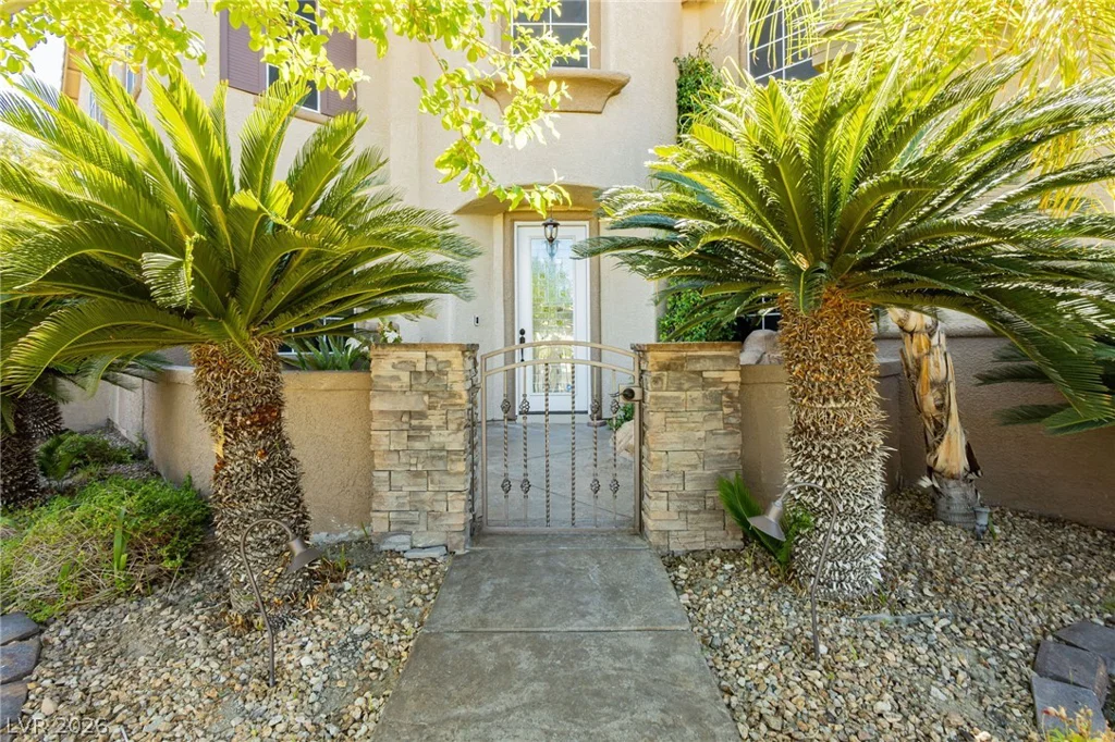 7427 Tomahawk Bend, Las Vegas, NV 89113